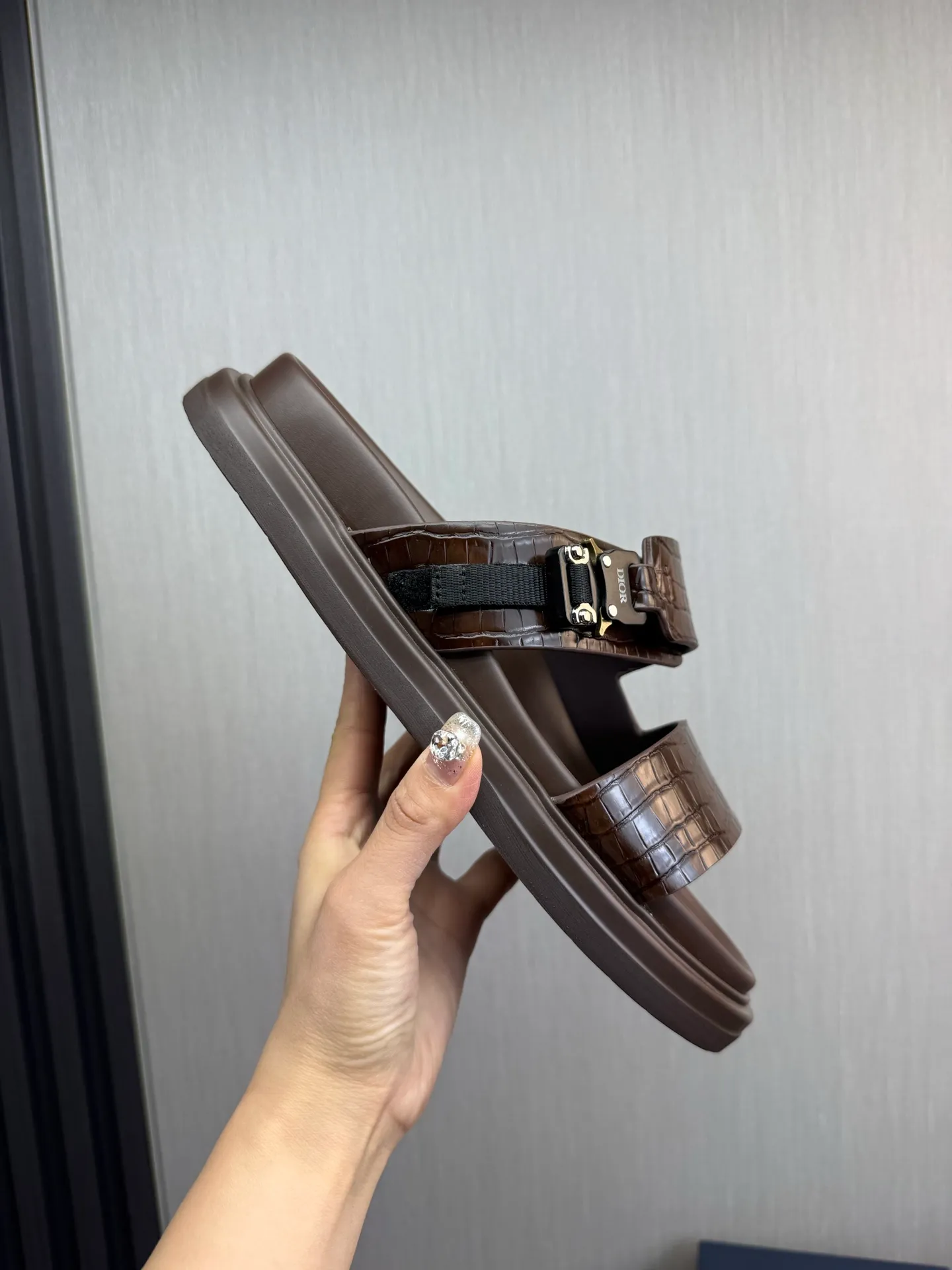 Men's shoes 300💰 Dior. Men's slippers🩴 Official website 1:1 production 38-45 size 45 46 🉑️Customized original material shipped✅